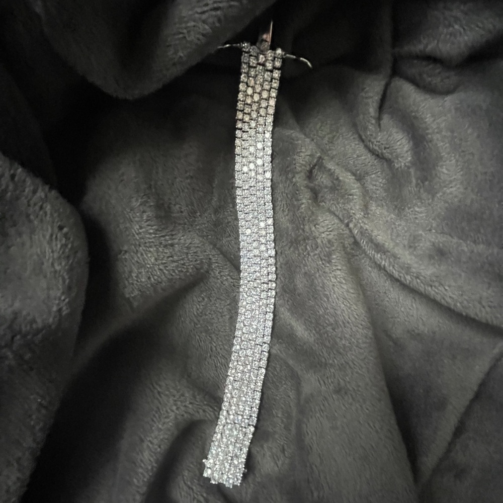 New Years Eve flash! 7” 925 bracelet…5 rows of bling
